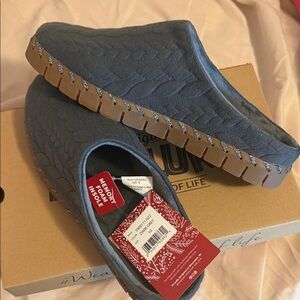 Muk Luks Charcoal Women's Footwear